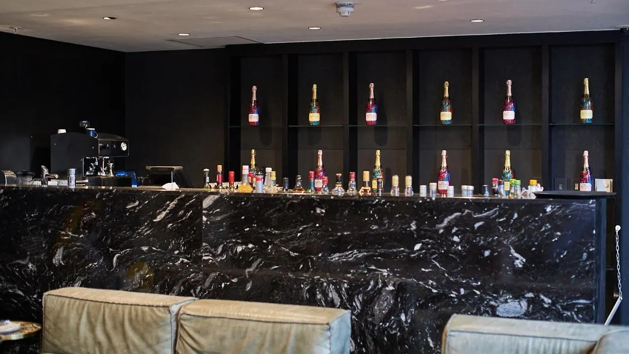 ****  The Onyx Apartment Hotel By Newmark Città del Capo Sudafrica