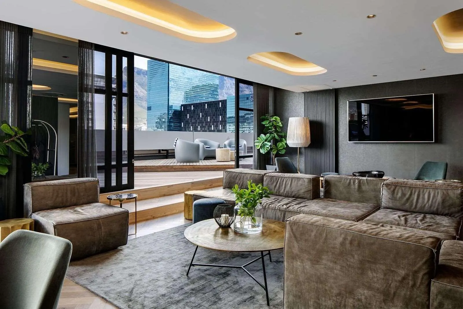 The Onyx Apartment Hotel By Newmark Città del Capo 4*,